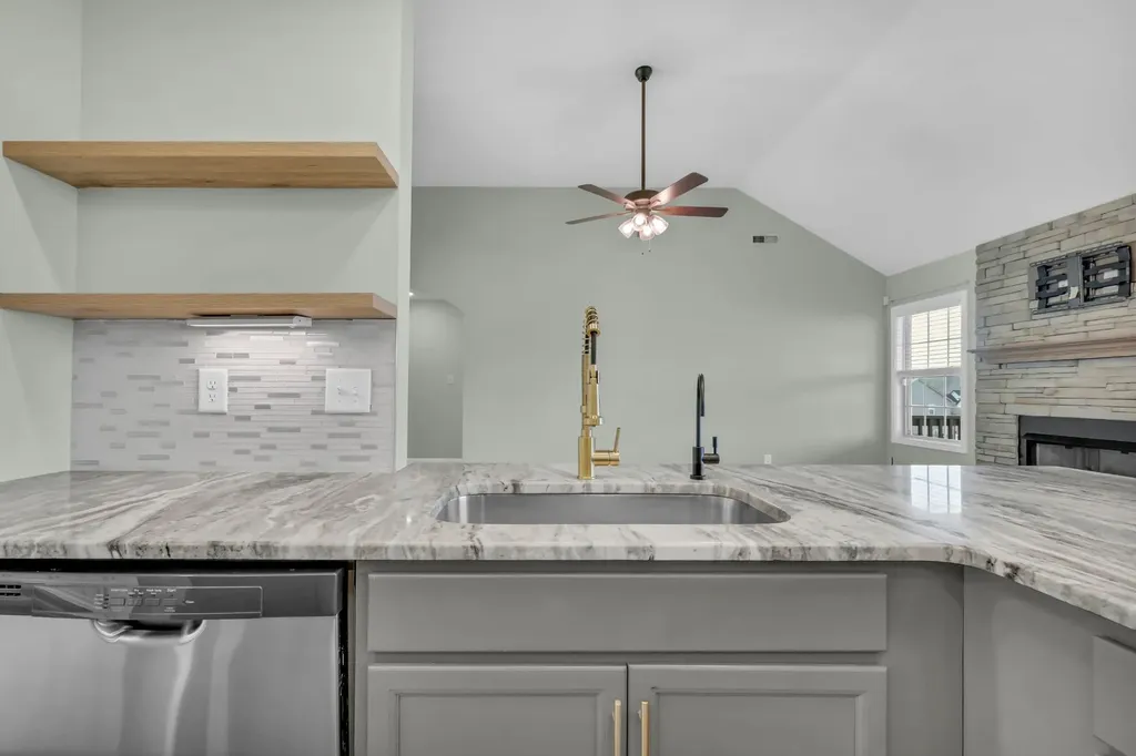 524 Cresthaven Lane Clarksville TN 37043