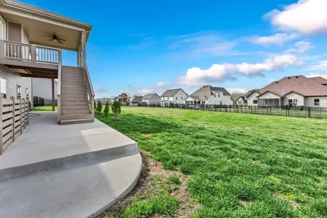 524 Cresthaven Lane Clarksville TN 37043