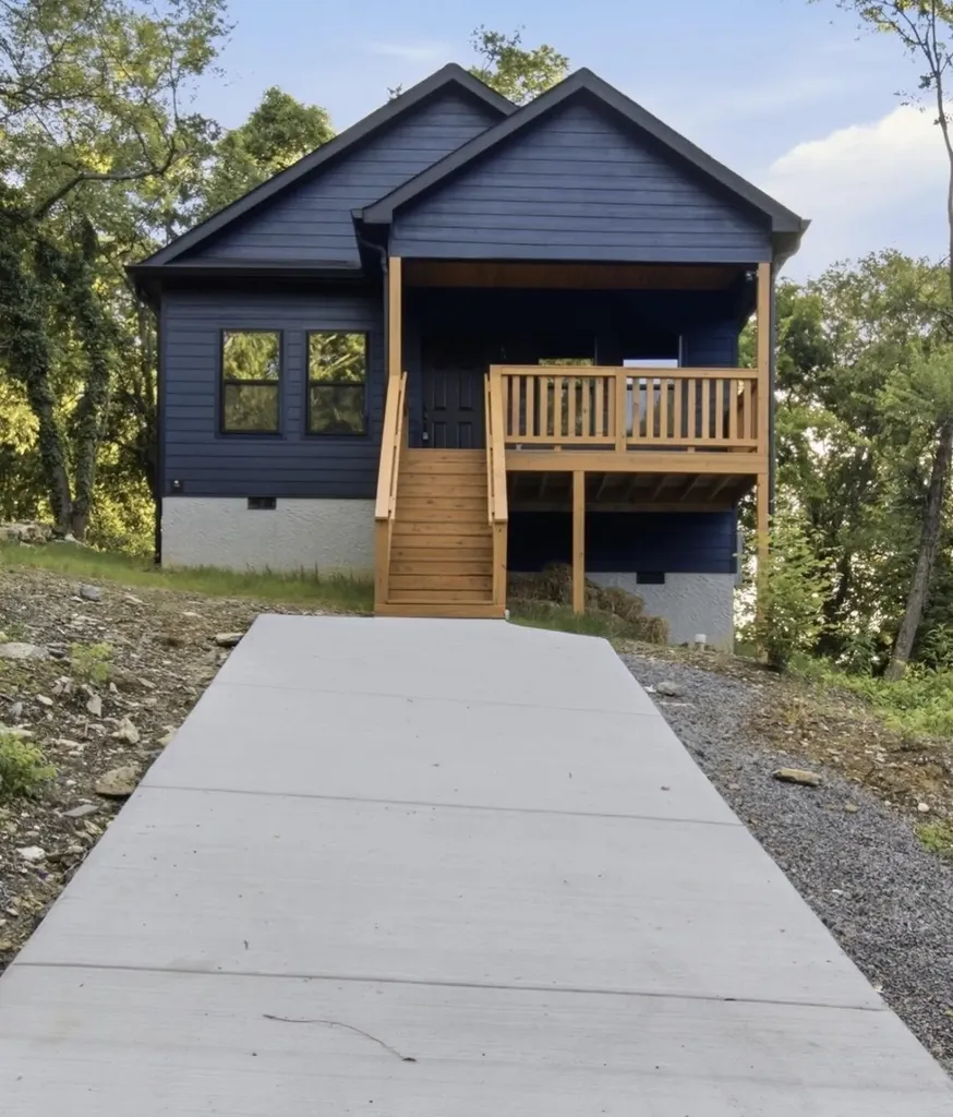 4805 16th Avenue Chattanooga TN 37407