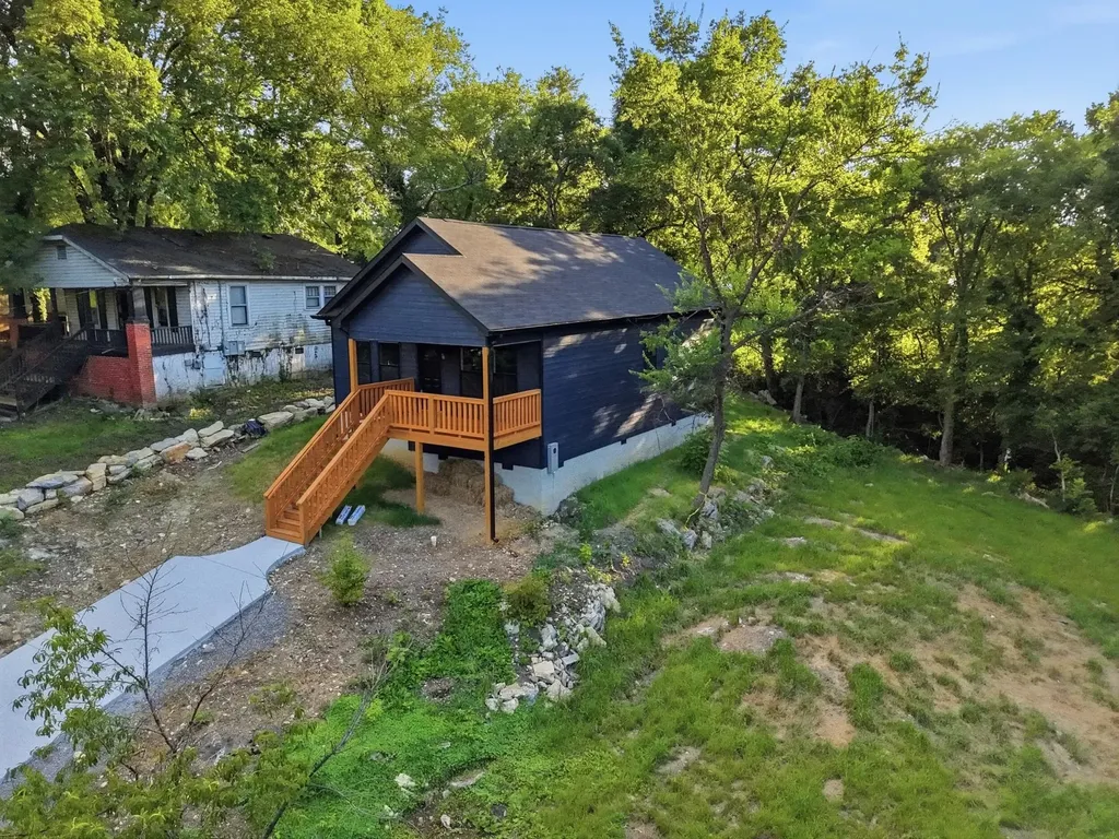 4805 16th Avenue Chattanooga TN 37407