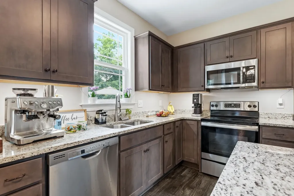 304 Cadet Court Spring Hill TN 37174