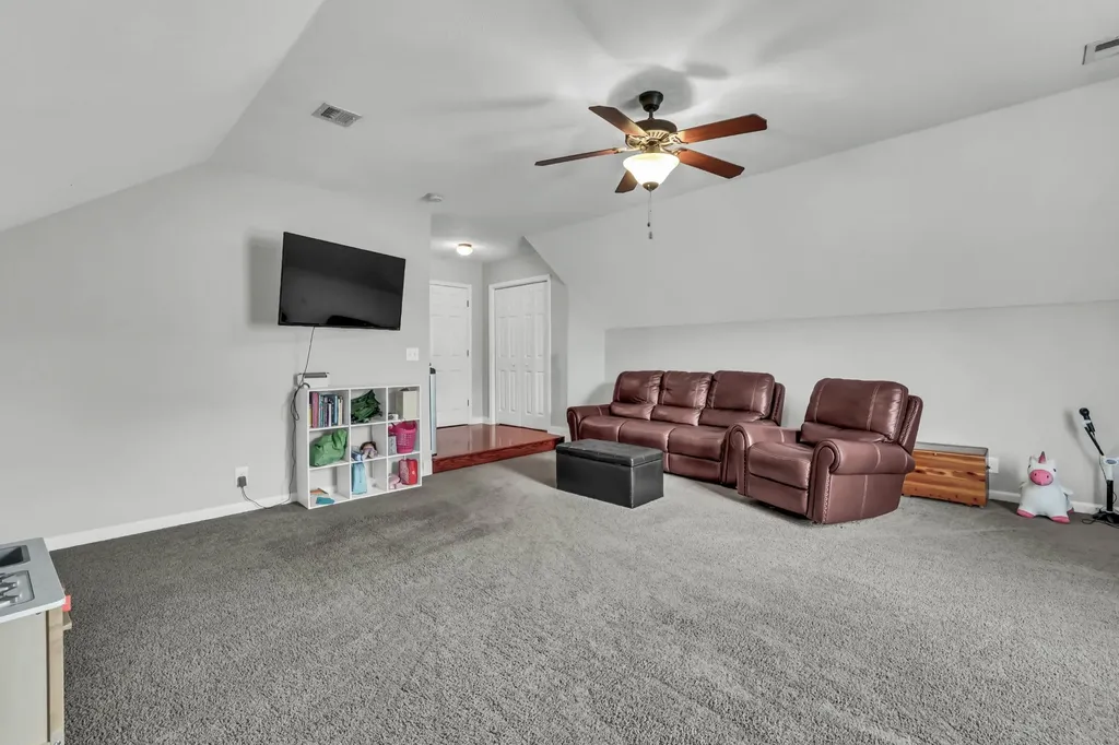 2581 Alex Overlook Way Clarksville TN 37043