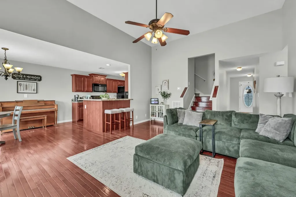 2581 Alex Overlook Way Clarksville TN 37043