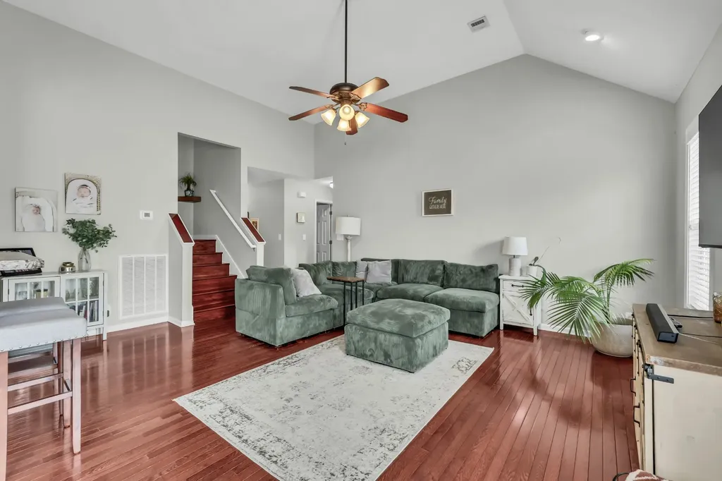 2581 Alex Overlook Way Clarksville TN 37043