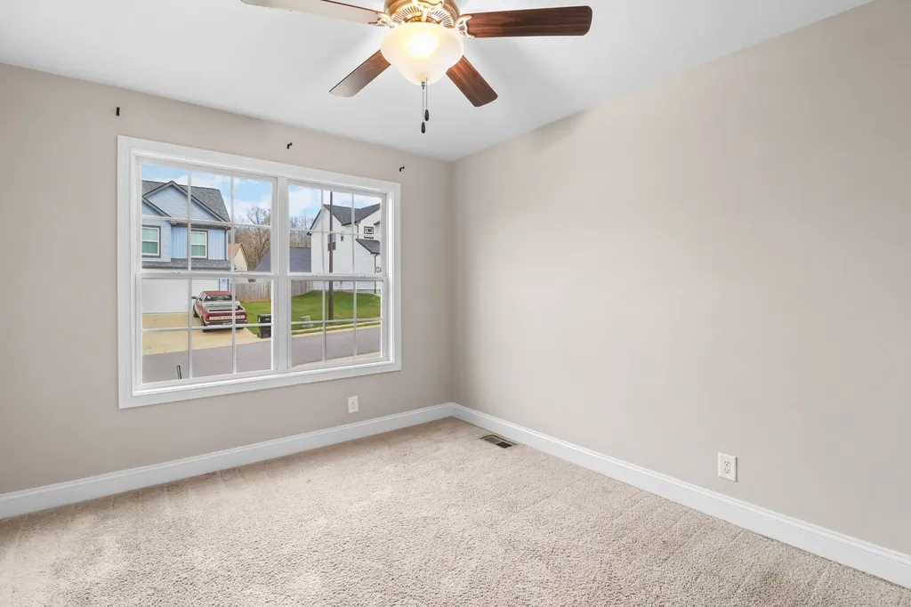 306 Lugano Lane Clarksville TN 37040
