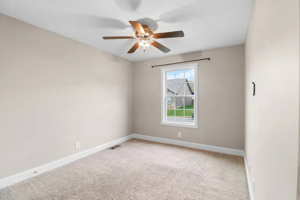 306 Lugano Lane Clarksville TN 37040