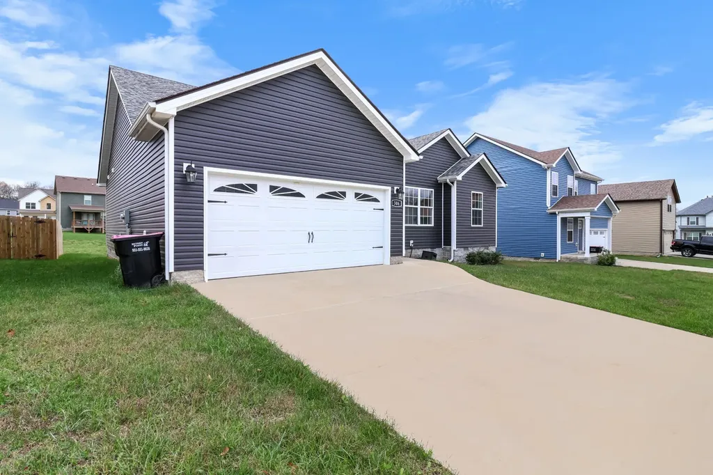 306 Lugano Lane Clarksville TN 37040