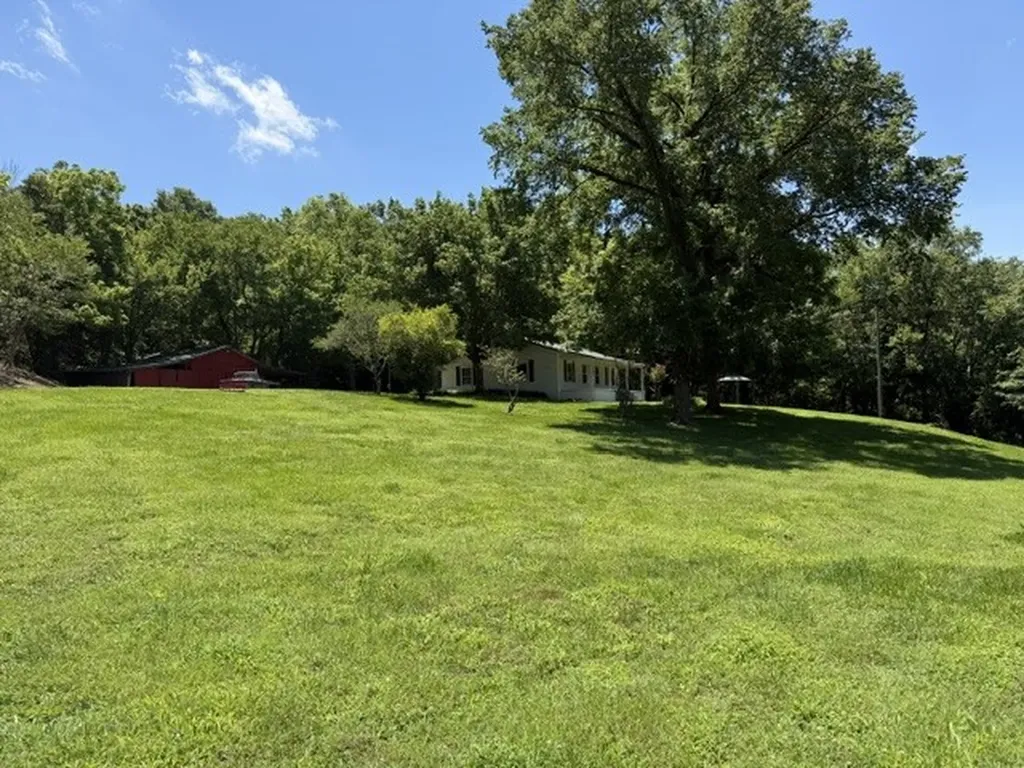 335 Lane Branch Road Fayetteville TN 37334