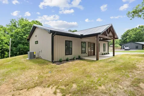 701 Oak Grove Road Goodspring TN 38460