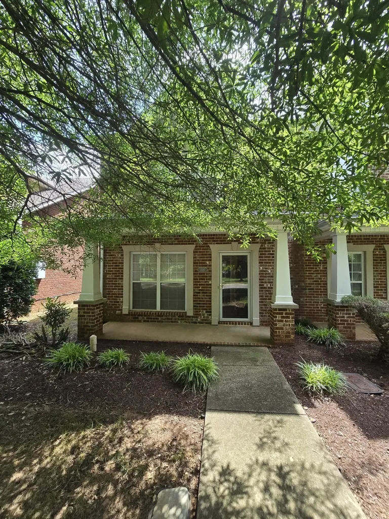 2121 Cason Lane Murfreesboro TN 37128
