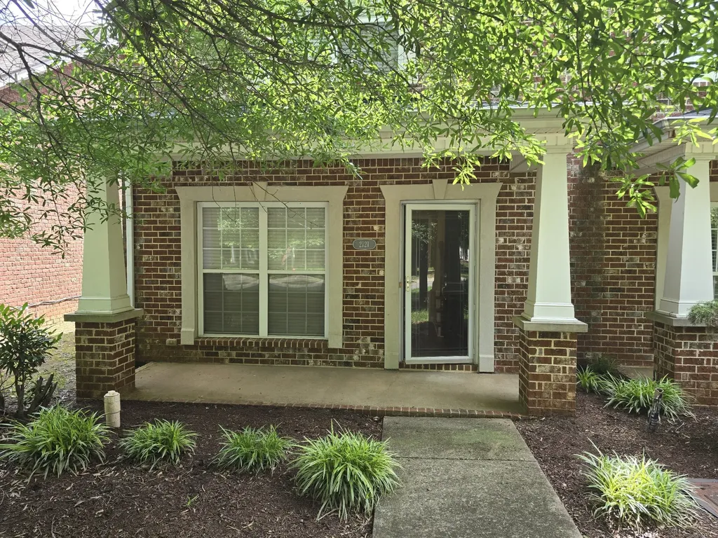 2121 Cason Lane Murfreesboro TN 37128
