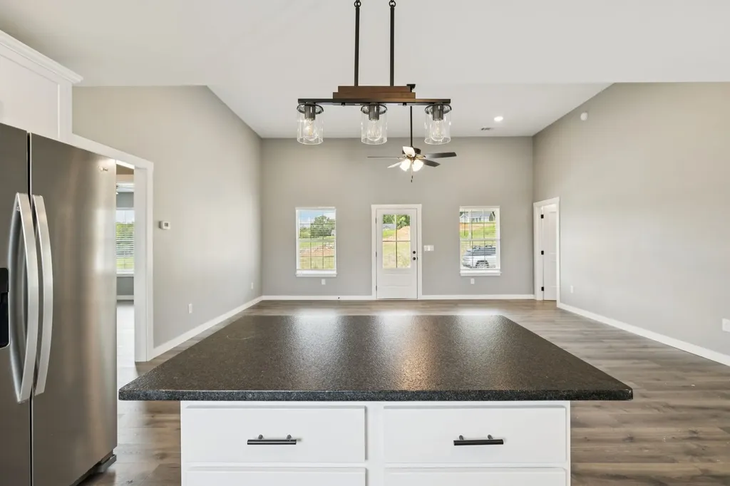 116 Crows Hill Drive Gordonsville TN 38563
