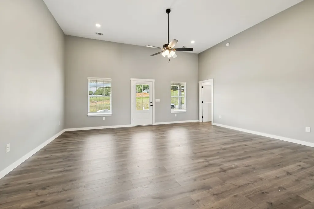 116 Crows Hill Drive Gordonsville TN 38563