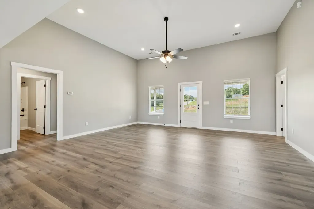 116 Crows Hill Drive Gordonsville TN 38563