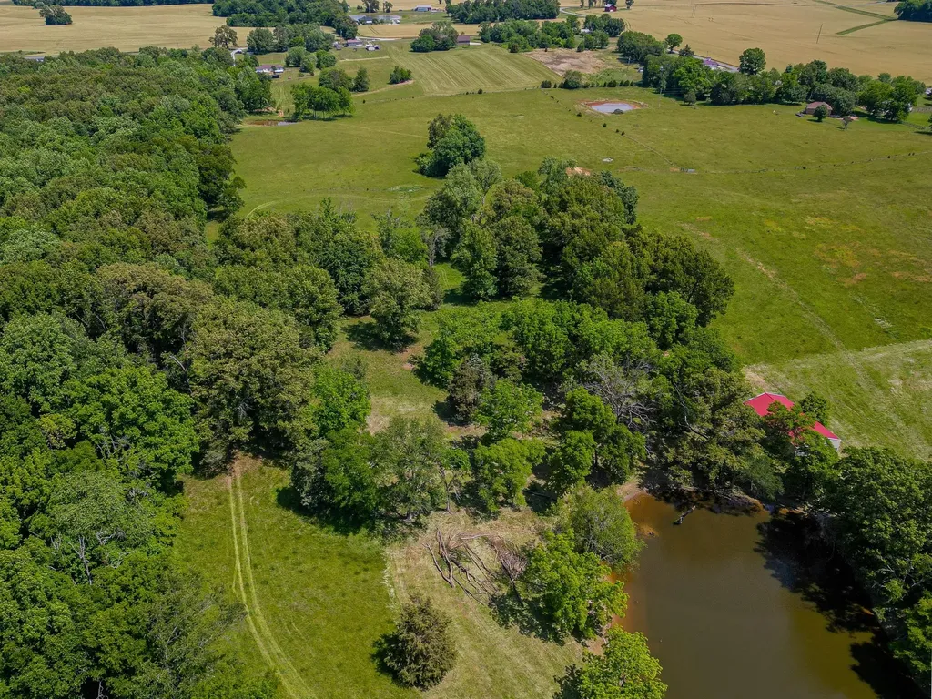 4919 Pulliam Hardaway Road Springfield TN 37172
