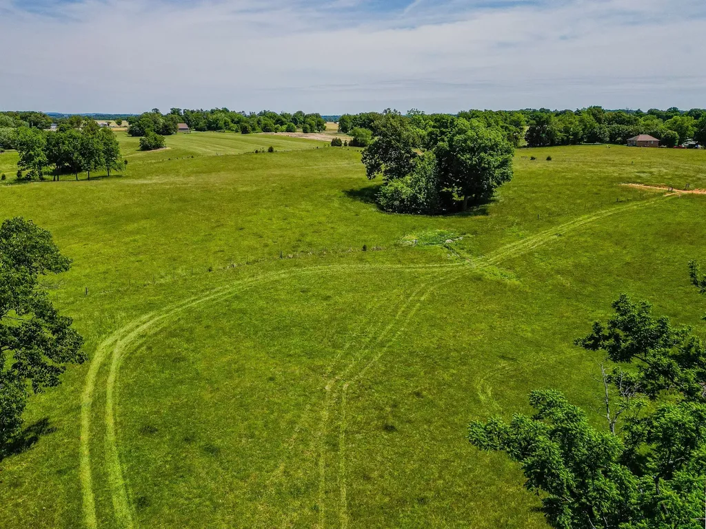 4919 Pulliam Hardaway Road Springfield TN 37172