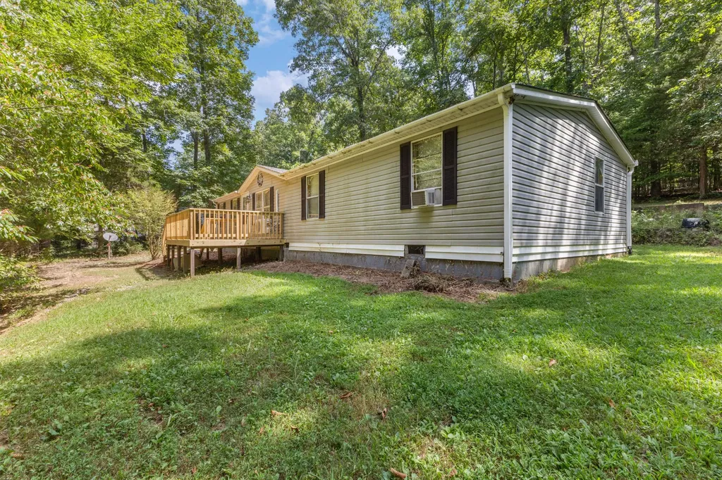 2497 Foster Road Cumberland Furnace TN 37051
