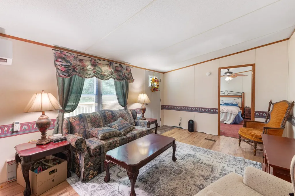 2497 Foster Road Cumberland Furnace TN 37051