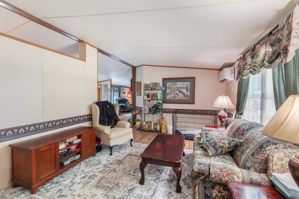 2497 Foster Road Cumberland Furnace TN 37051