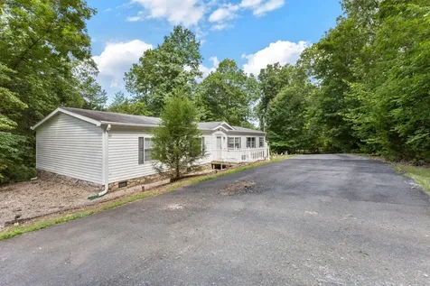 2497 Foster Road Cumberland Furnace TN 37051