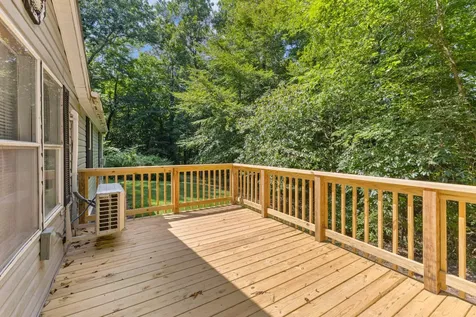 2497 Foster Road Cumberland Furnace TN 37051