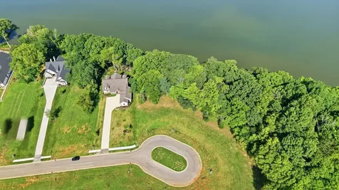 2061 Mockingbird Lane Loudon TN 37774
