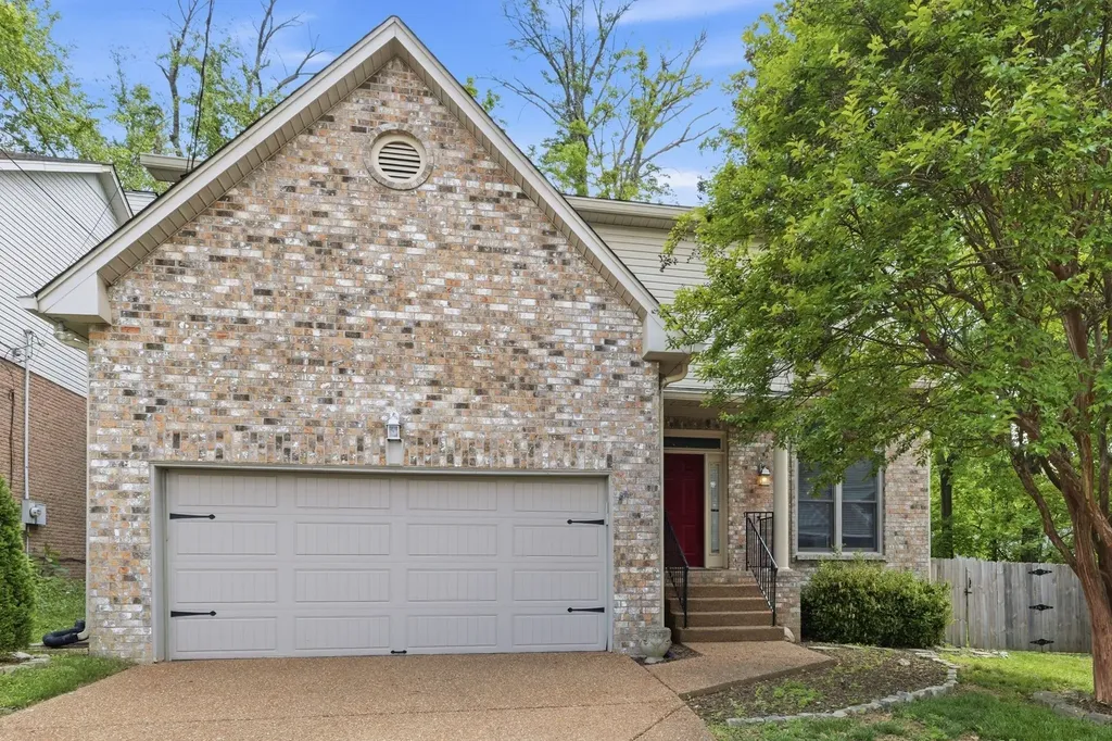 913 Magnolia Ct, W Nashville TN 37221