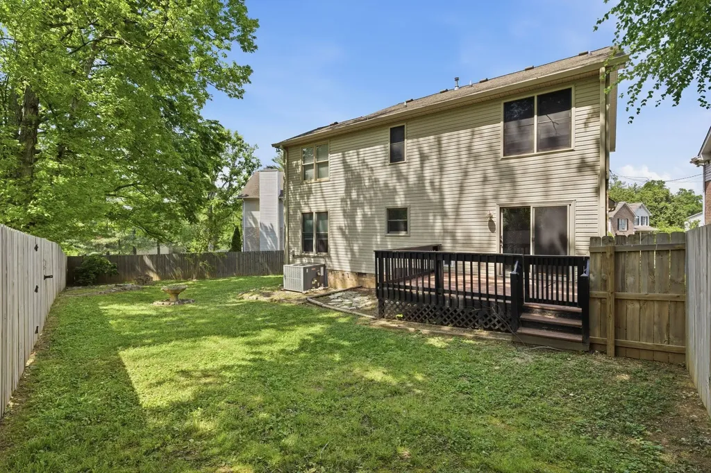 913 Magnolia Ct, W Nashville TN 37221