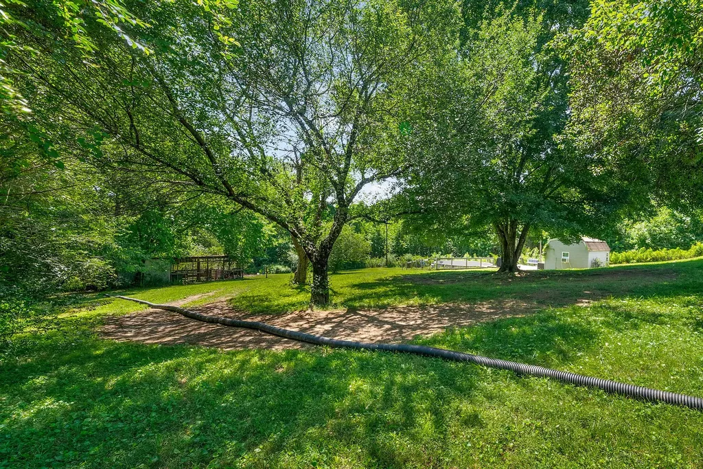 1635 Gratton Road Clarksville TN 37043