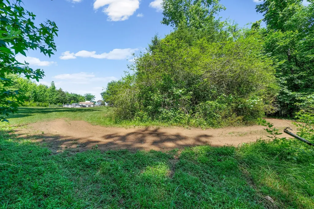 1635 Gratton Road Clarksville TN 37043