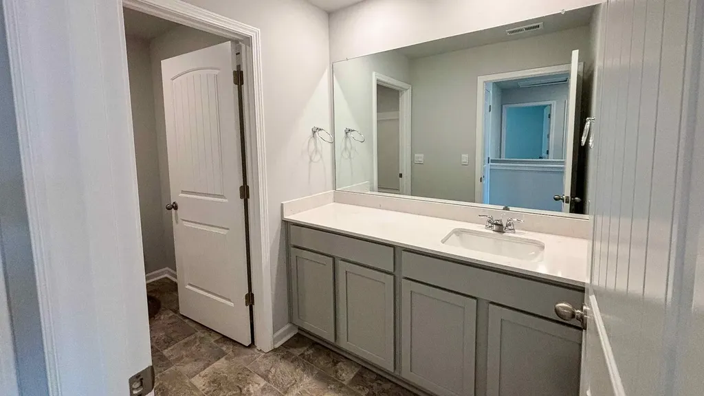 4023 Red Hawk Road Columbia TN 38401