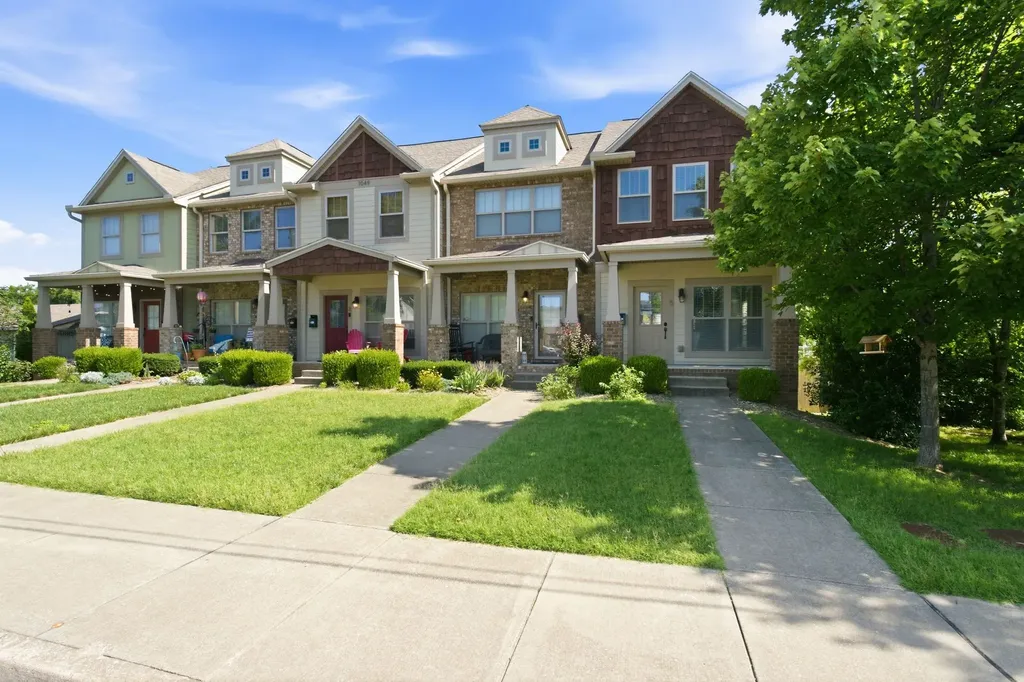1049 Chicamauga Avenue Nashville TN 37206