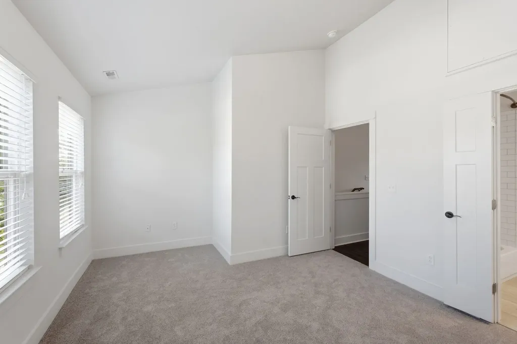 1049 Chicamauga Avenue Nashville TN 37206