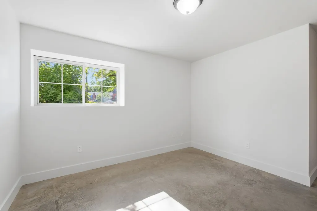 1049 Chicamauga Avenue Nashville TN 37206