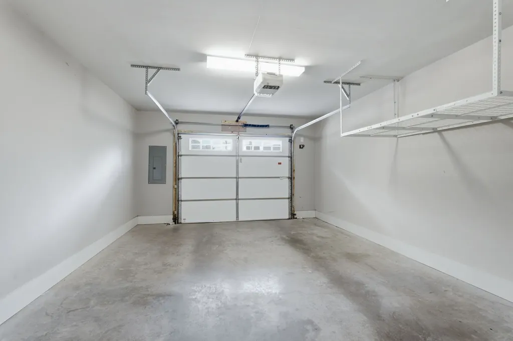 1049 Chicamauga Avenue Nashville TN 37206