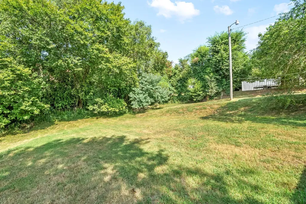 416 S 2nd Street Clarksville TN 37040