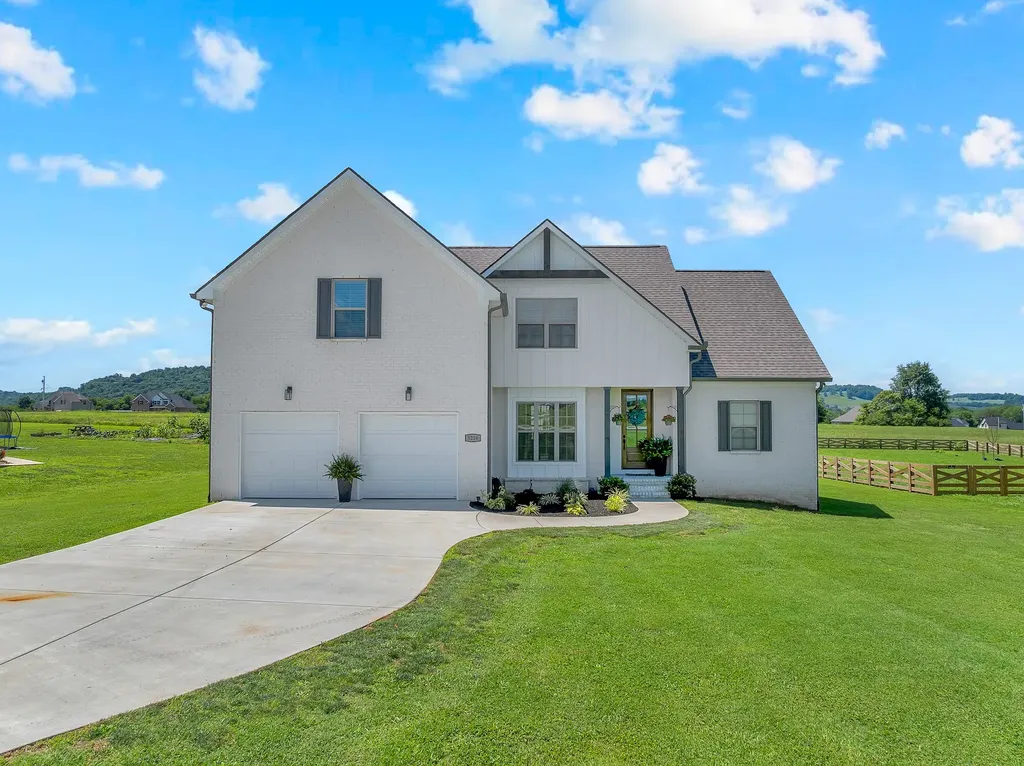 3256 Ostella Road Cornersville TN 37047