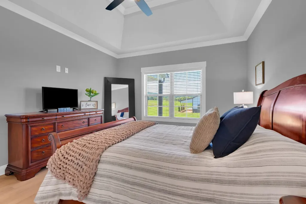 3256 Ostella Road Cornersville TN 37047