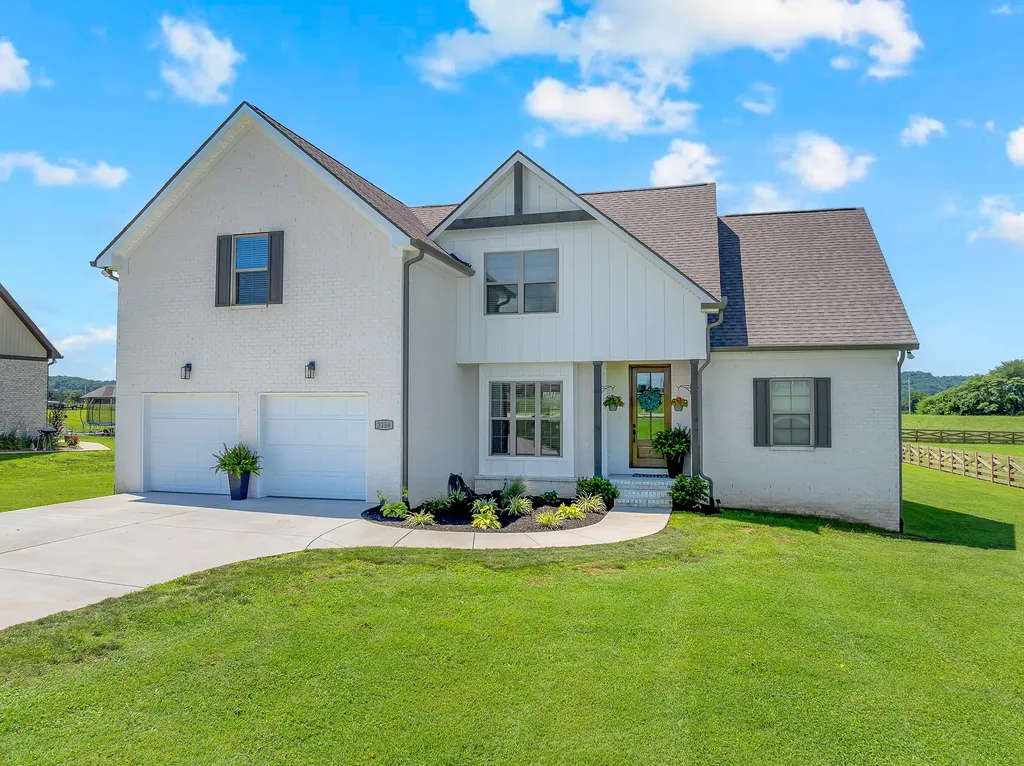 3256 Ostella Road Cornersville TN 37047