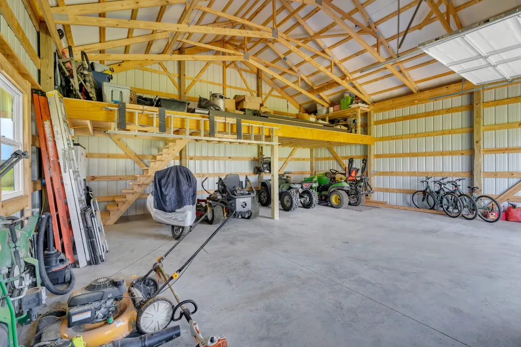 3256 Ostella Road Cornersville TN 37047