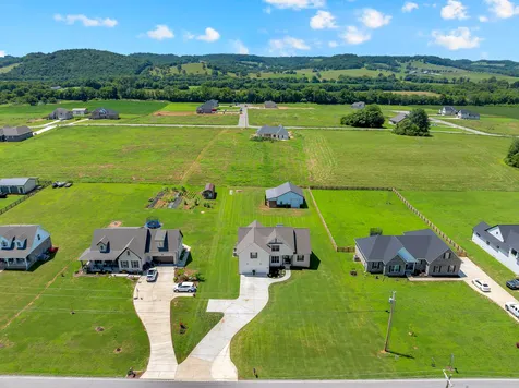 3256 Ostella Road Cornersville TN 37047