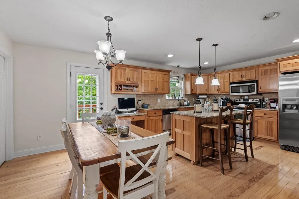 160 Lauren Drive, SE Cleveland TN 37323