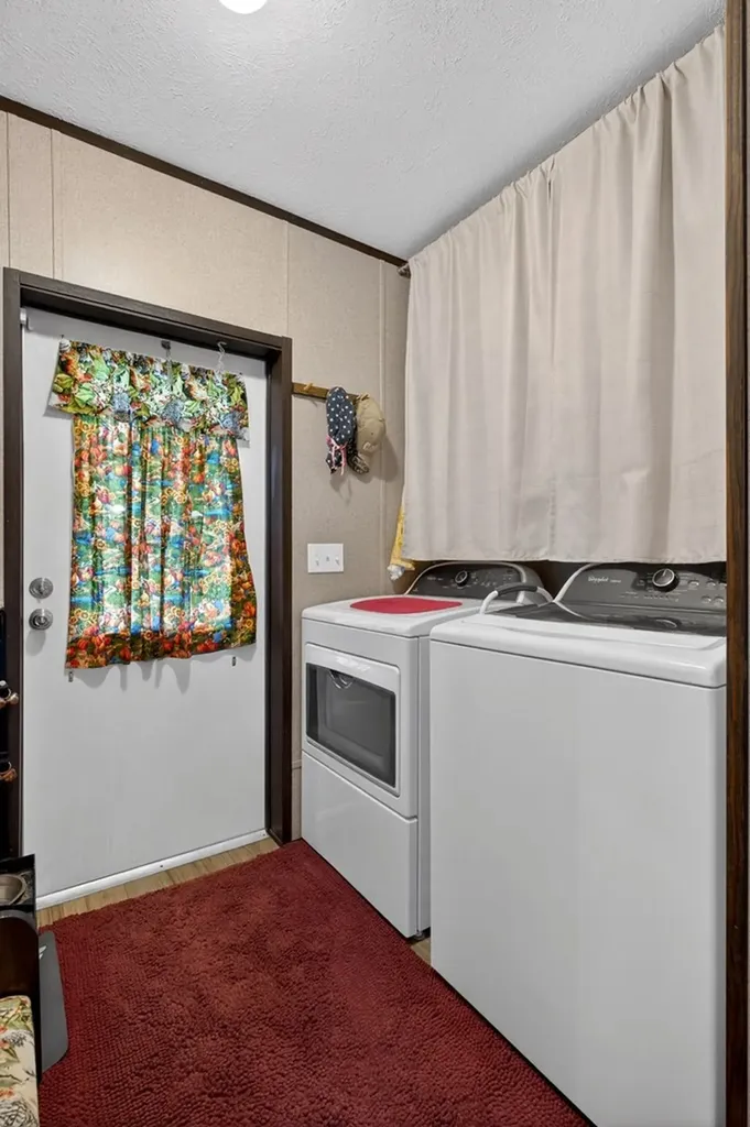 175 Humphrey Road Walling TN 38587