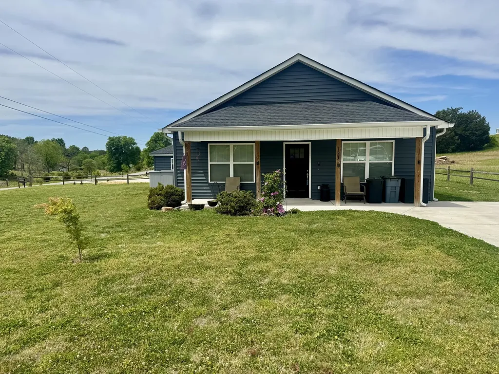 1663 Welcome Valley Road Benton TN 37307