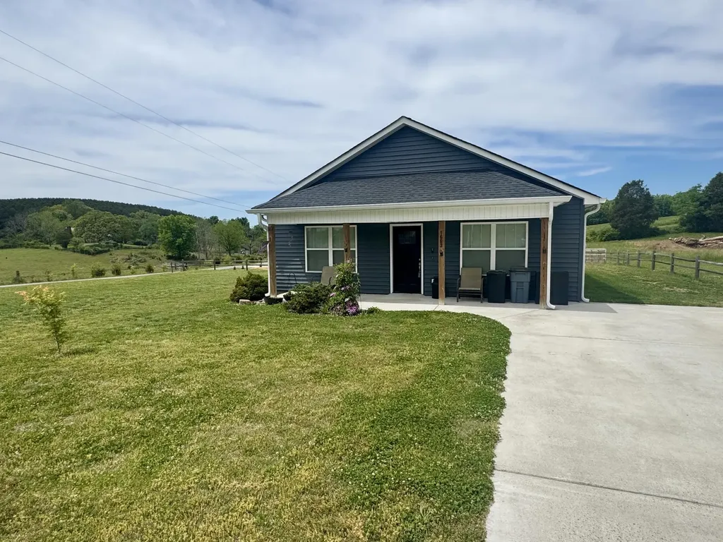 1663 Welcome Valley Road Benton TN 37307