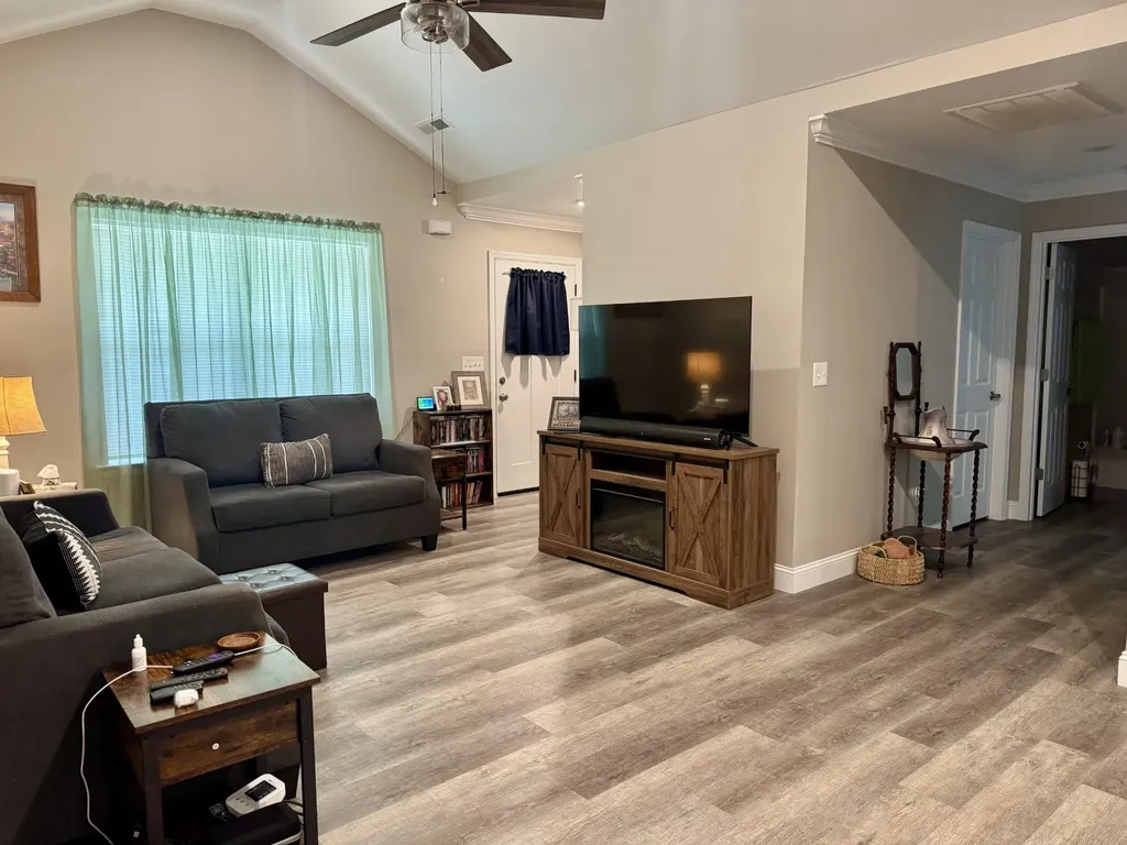 1663 Welcome Valley Road Benton TN 37307