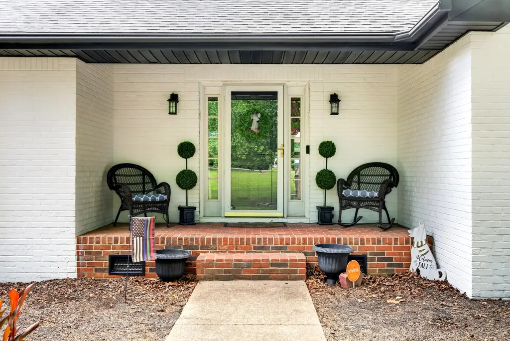 2552 Farms Circle Woodlawn TN 37191