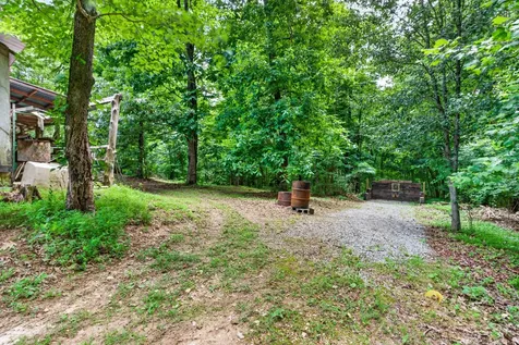 2552 Farms Circle Woodlawn TN 37191