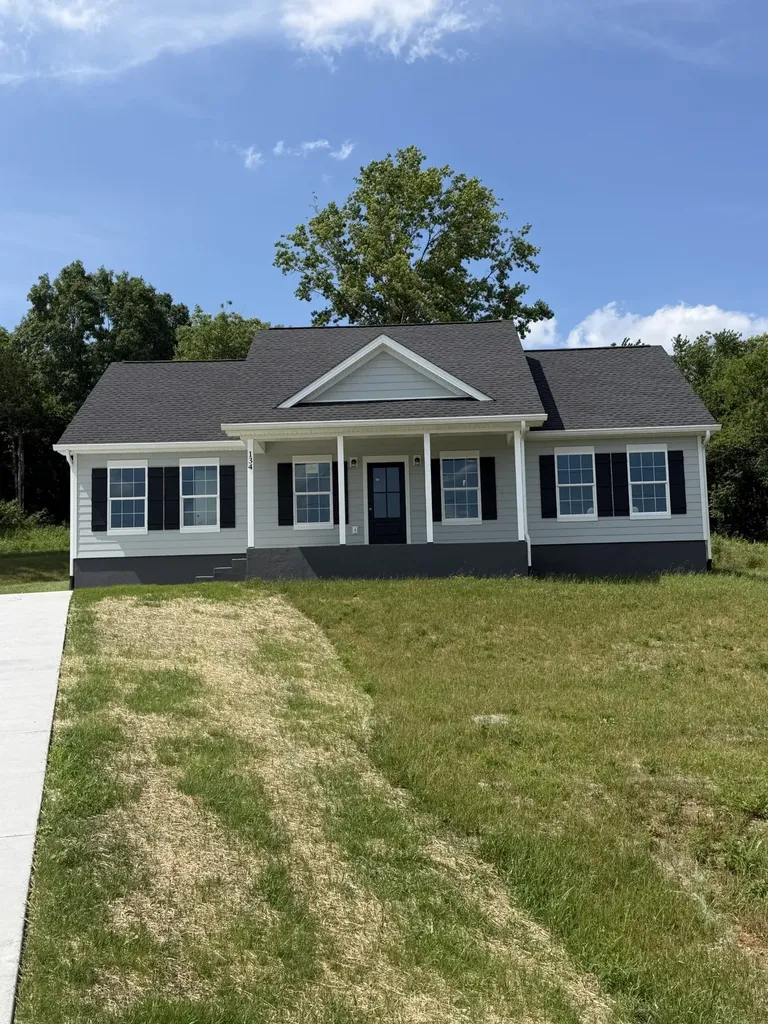 134 Alice Preston Loop Gordonsville TN 38563