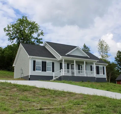 134 Alice Preston Loop Gordonsville TN 38563